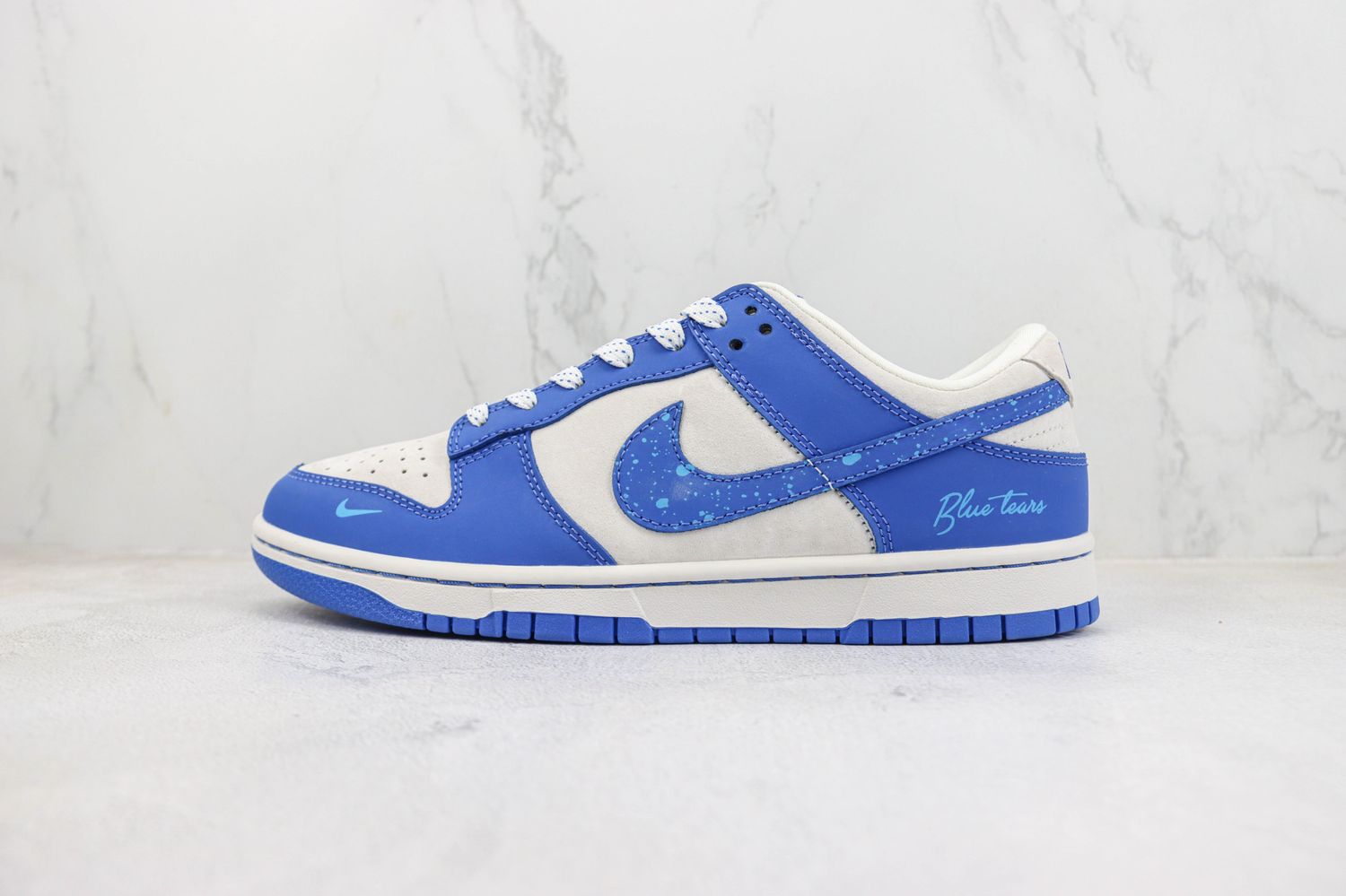 Nike SB Dunk Low White Navy Blue 