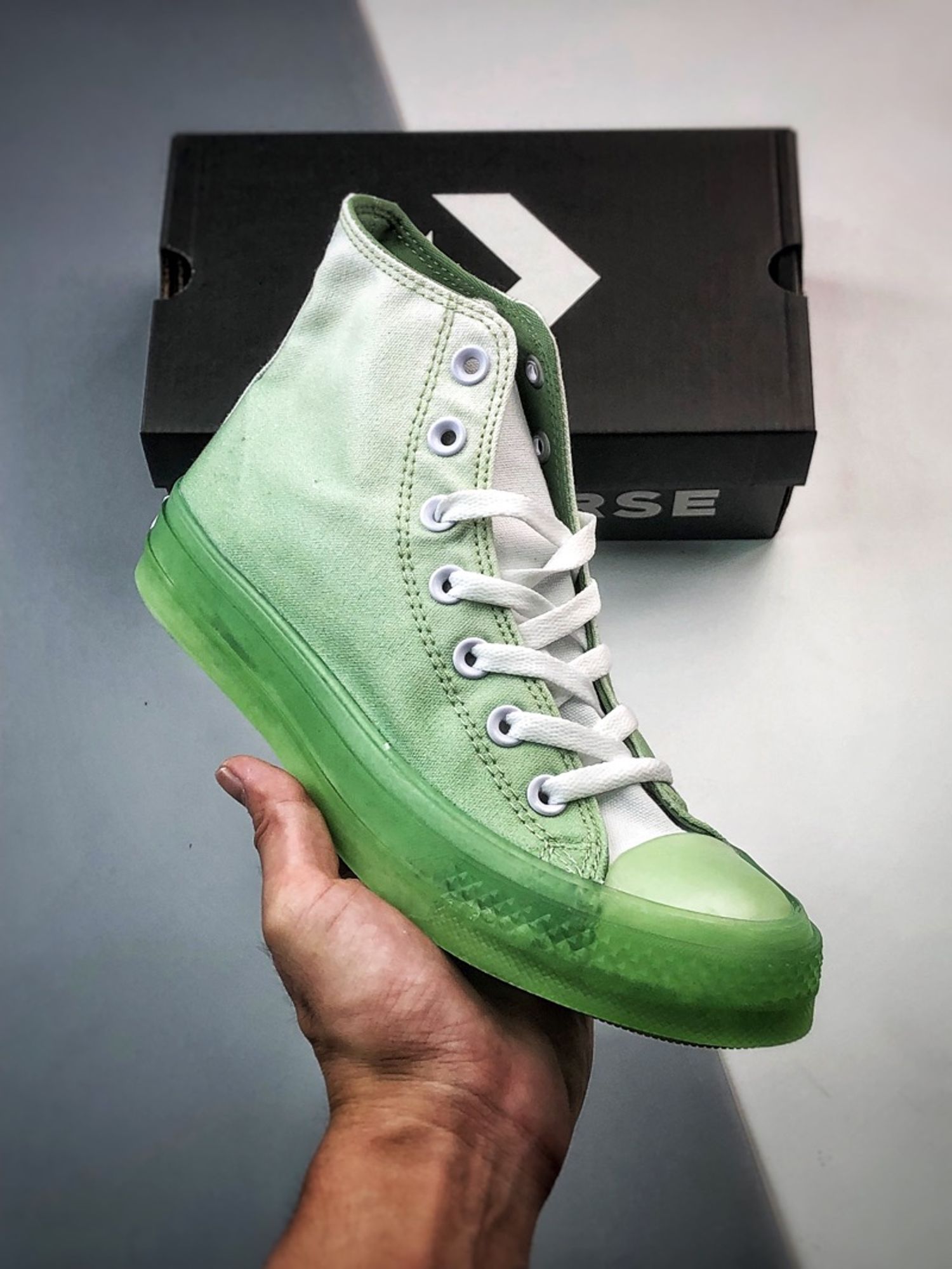 Converse Chuck Taylor All Star CX “Gradient Aloe Green & White”