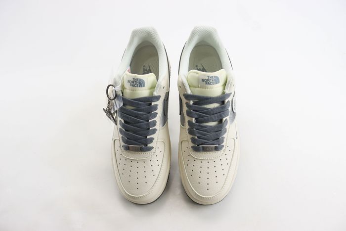 Nike Air Force 1 Low x North face 38