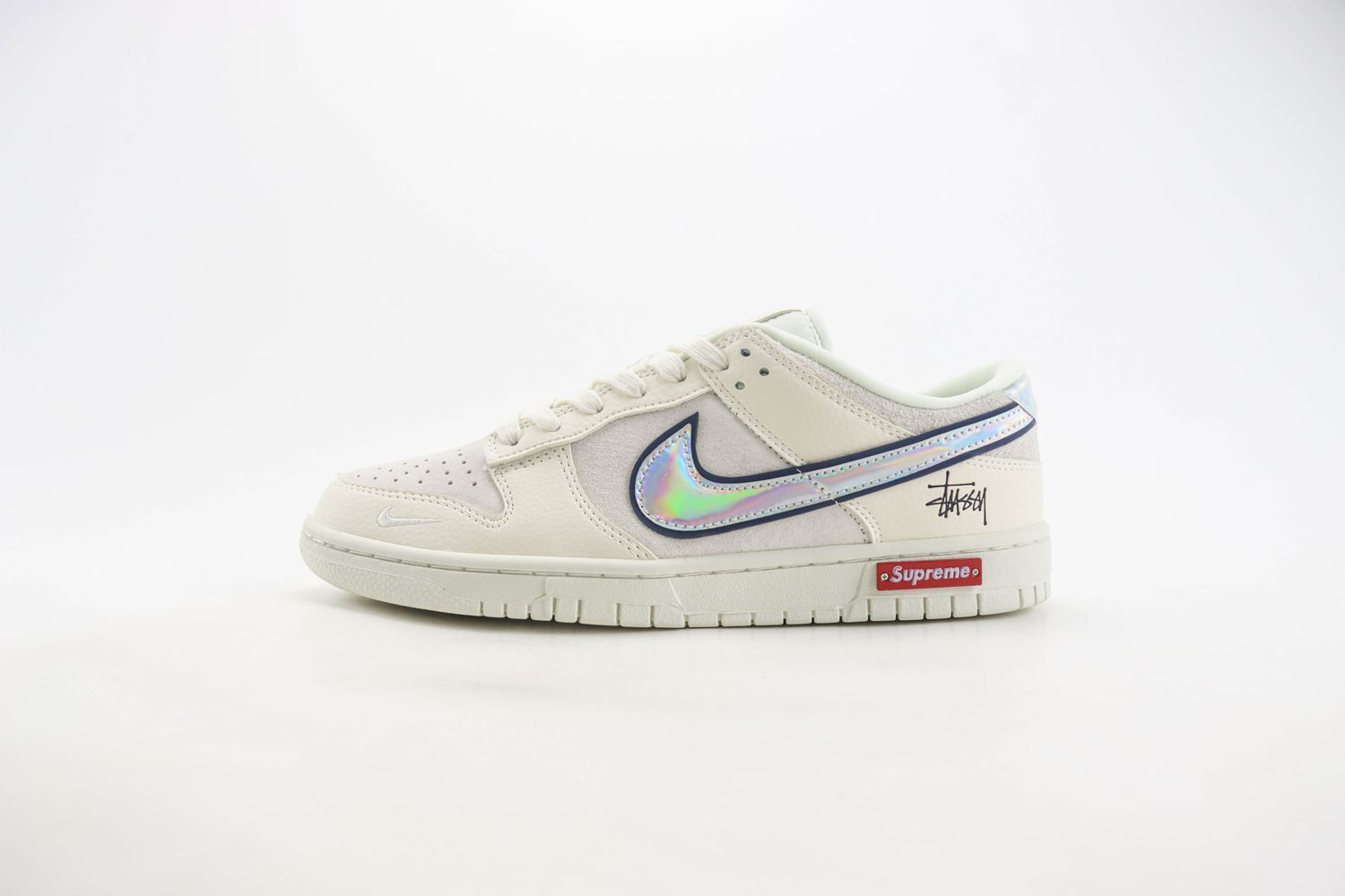 Nike SB Dunk Low x Stussy 74 