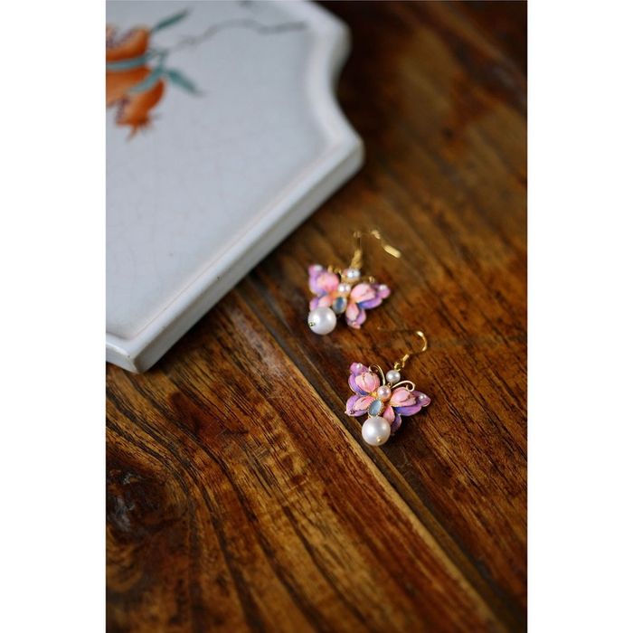 Монгол ээмэг