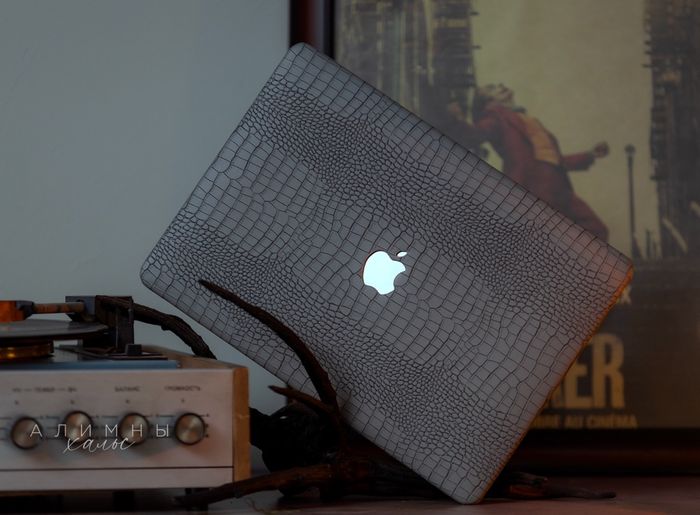 MacBook Case Crocodile Leather Grey