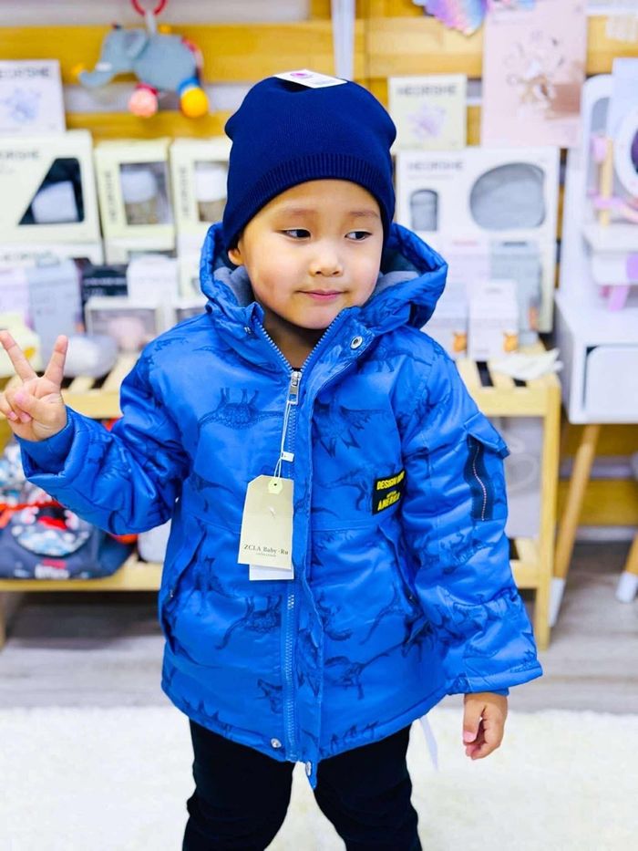 Хүү хөх динотой куртик