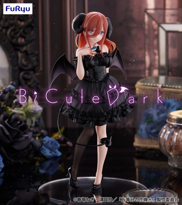 BiCuteDark - Miku Nakano