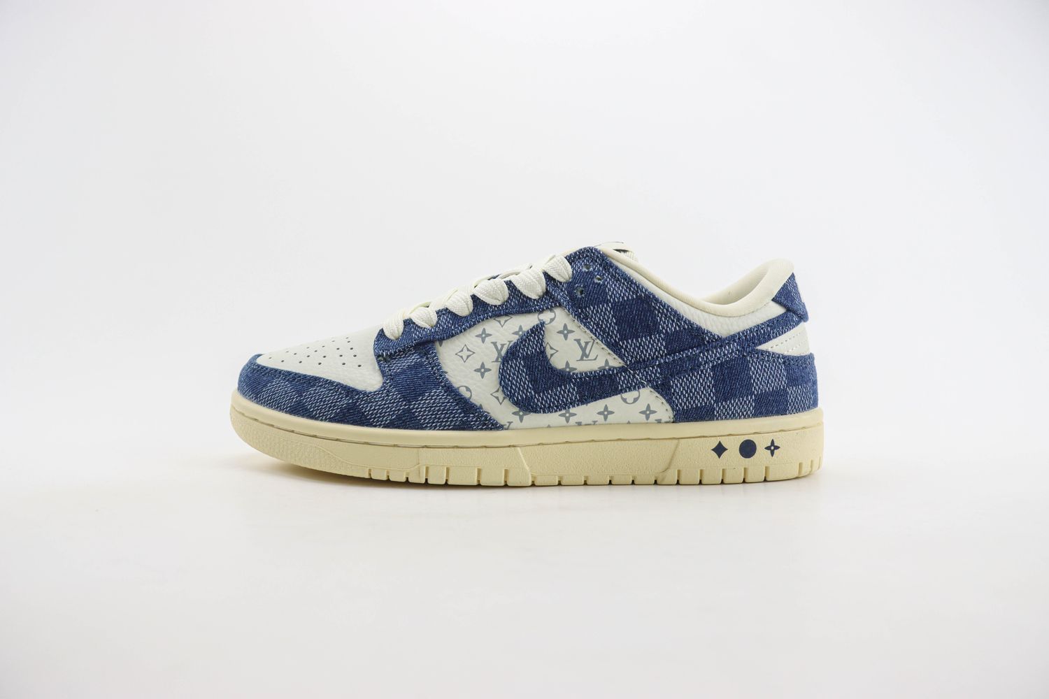 Nike SB Dunk Low x LV 47
