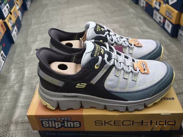 Skechers Slip-ins: Summits All-Terrain