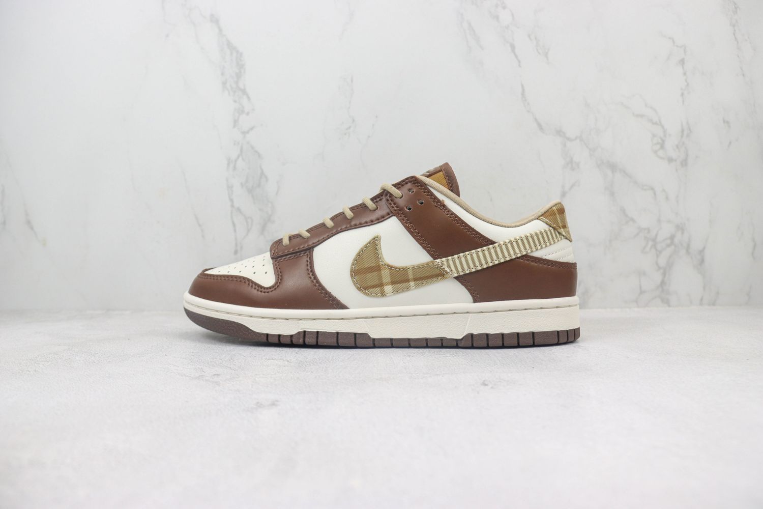 Nike Dunk Low GS “Brown Plaid”