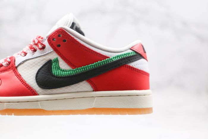 Frame Skate x SB Dunk Low “Habibi”