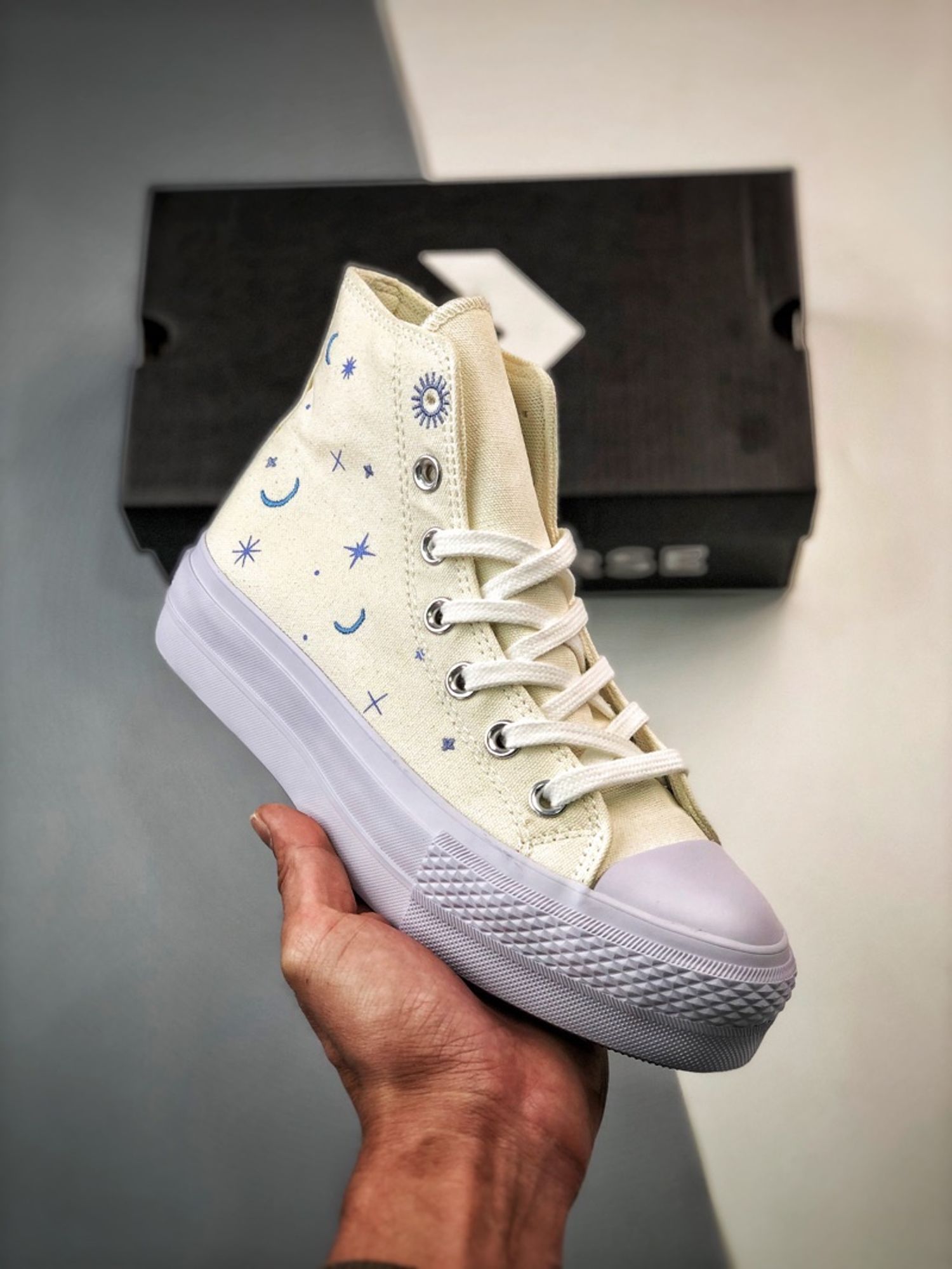 Converse Taylor Celestial Lift