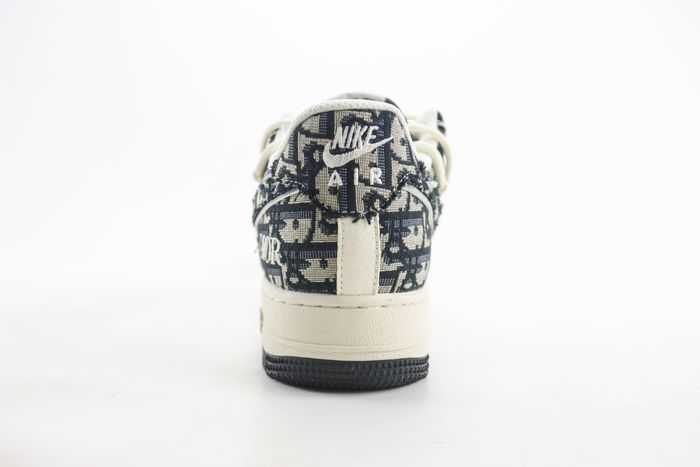 Nike Air Force 1 Low X DIOR 10