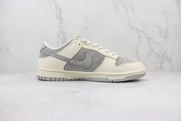 NK SB Dunk Low Retro x North face 72
