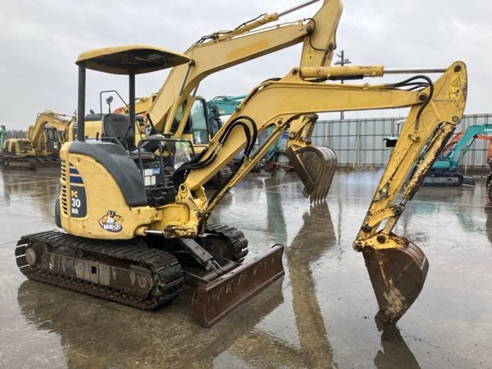 Komatsu 30 excavator 