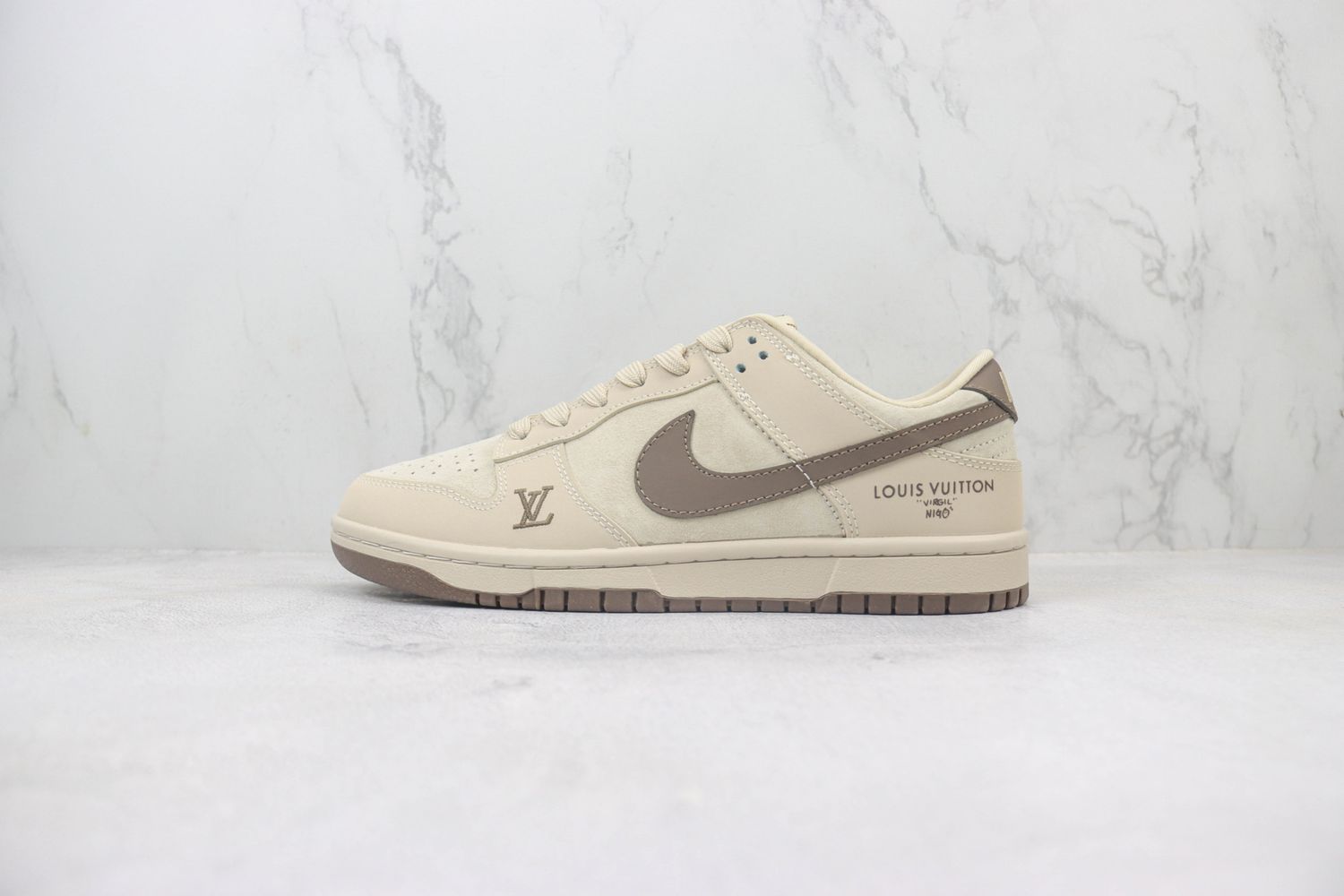 Nike SB Dunk Low x LV 98