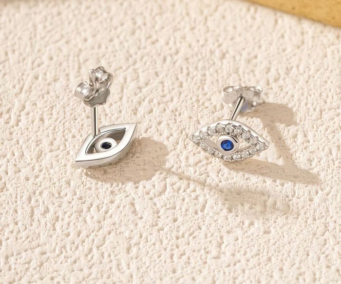 Ирмэгтэй evil eye