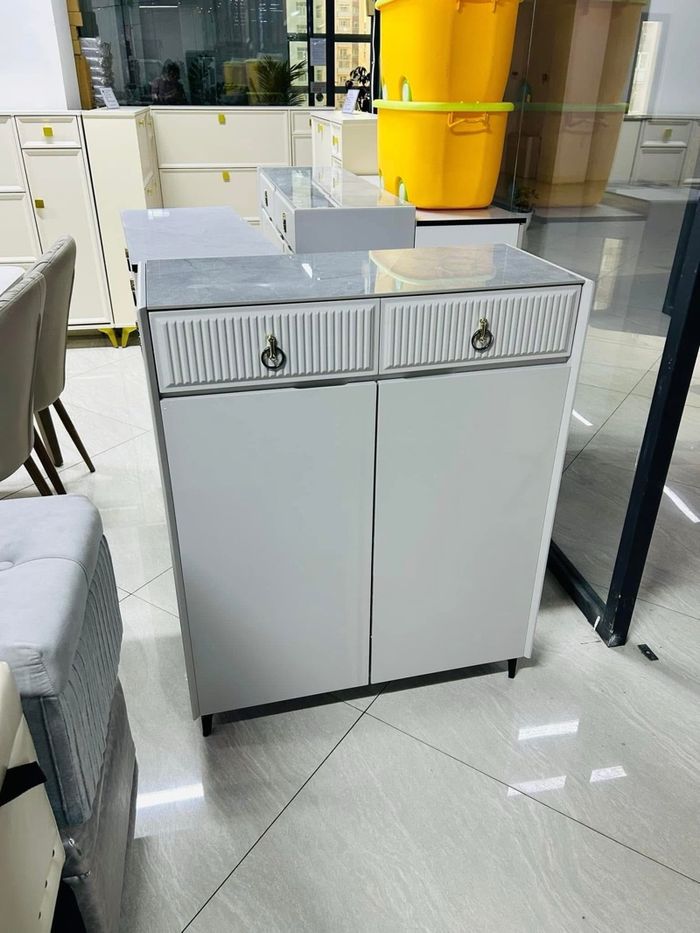 33 тай чулуун тавцантай 