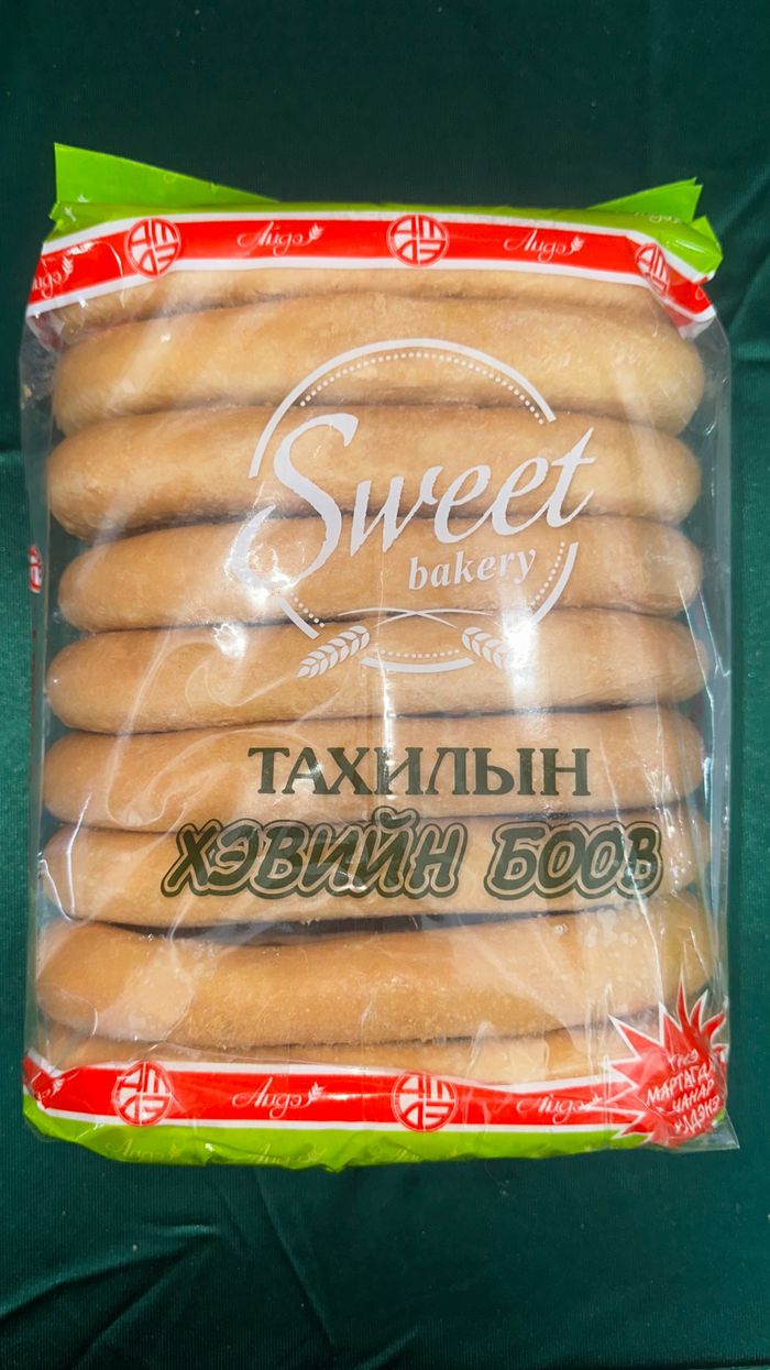 Тахилын боов