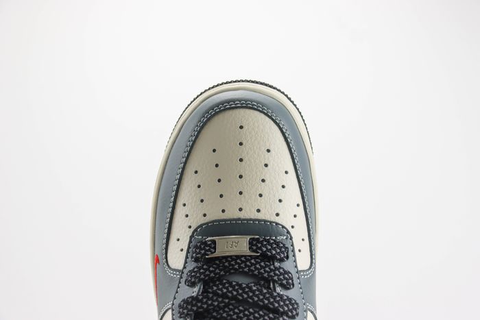 Nike Air Force 1 Low x supreme 51