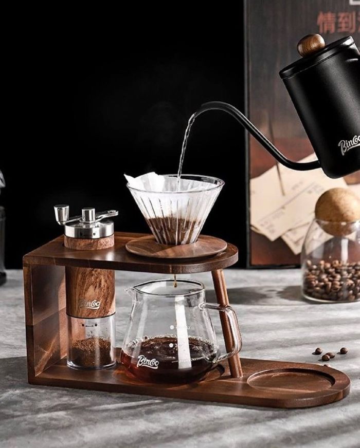 Модон суурьтай нэрэгч