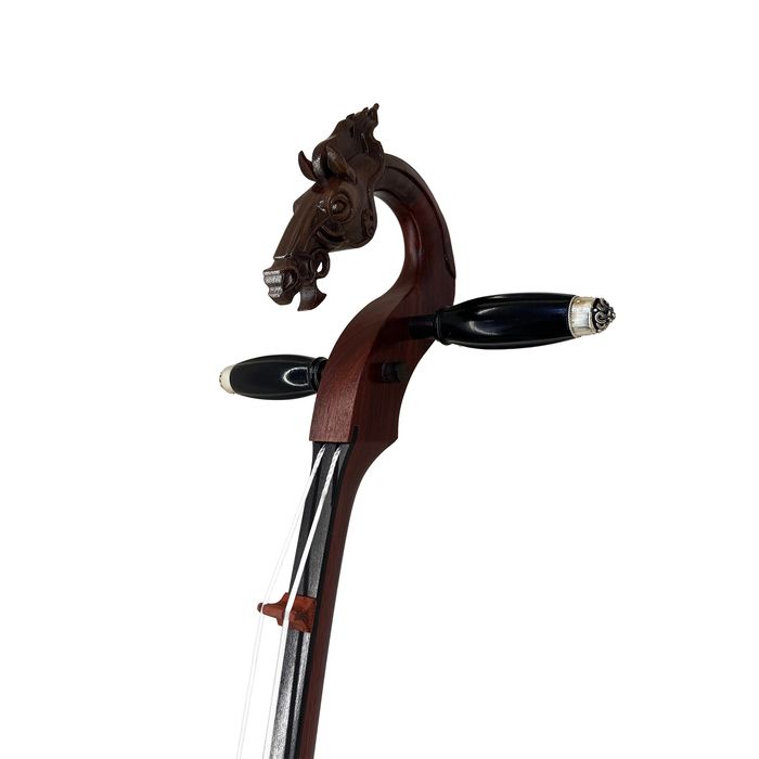 Мастер морин хуур,  эвтэй 4 амьтан Төв дэлгүүрт