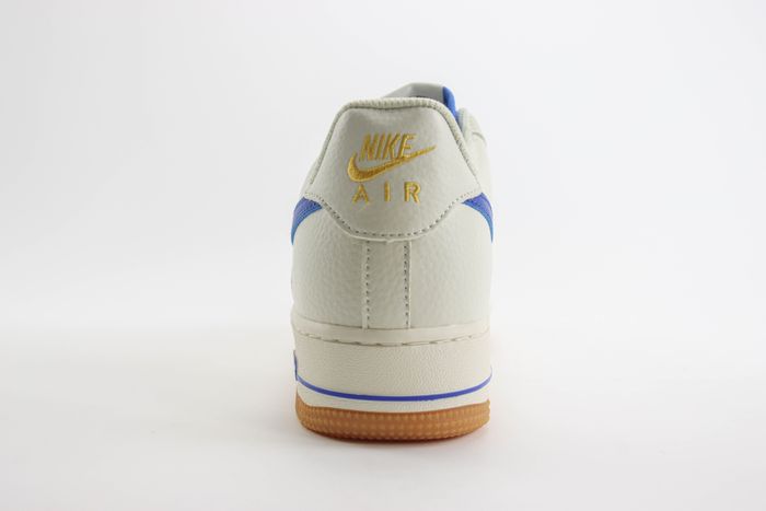 Nike Air Force 1 07 Low Royal Gum 