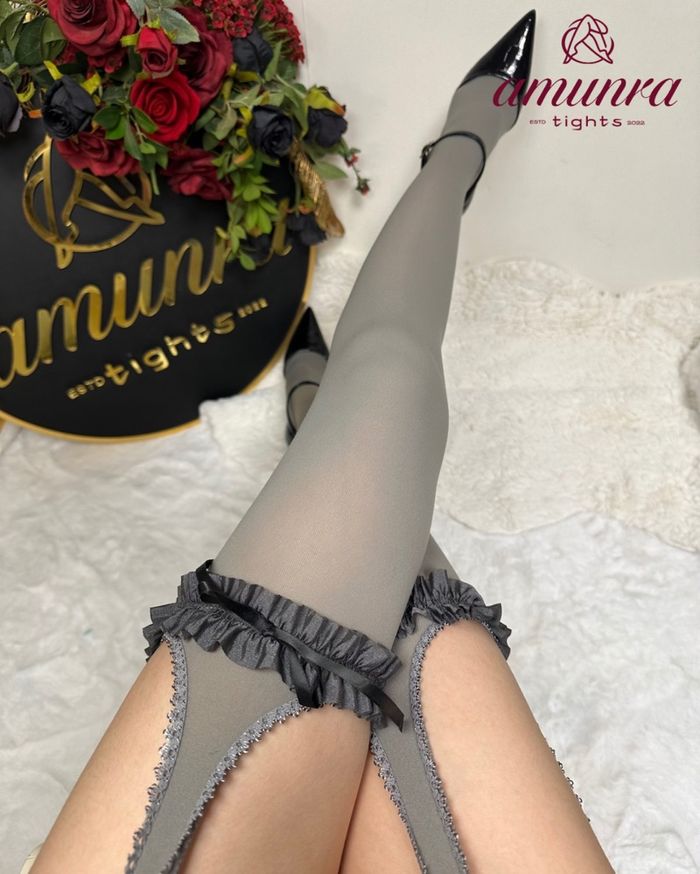 Чулки саарал