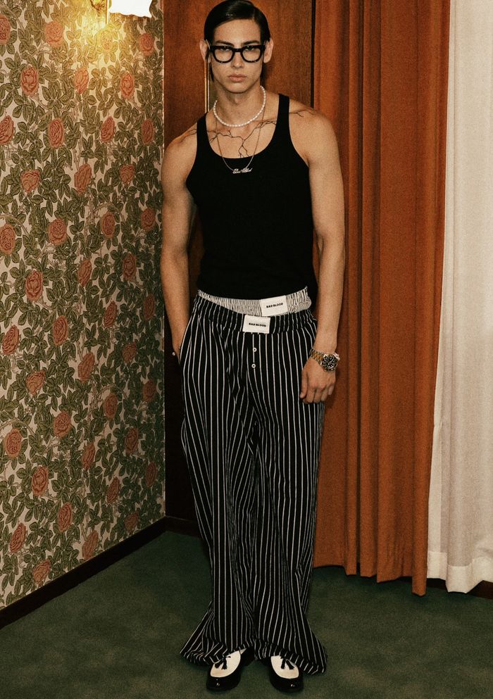 Classic Logo Basic Tank - Black