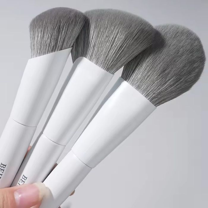 https://cdn.zochil.shop/4ad9ee82-92f9-49d1-a91d-63c5f5d5ed15_t700.jpg
