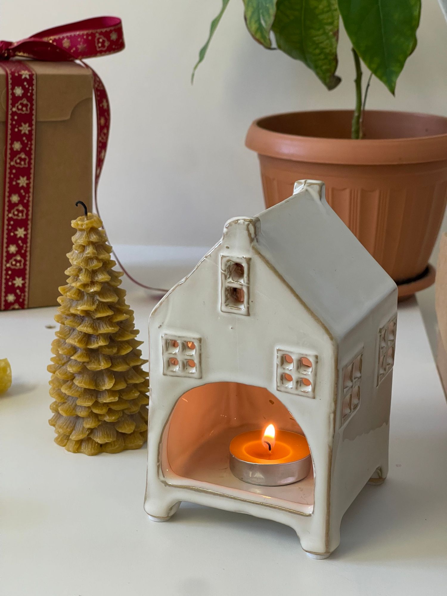 Шаазан лааны байшин