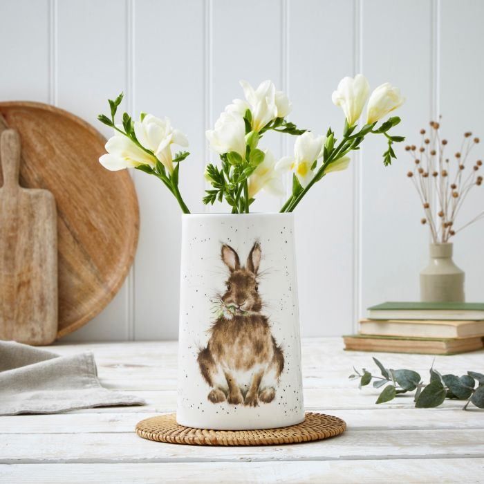 Wrendale Daisy Rabbit Vase 17cm (Single)