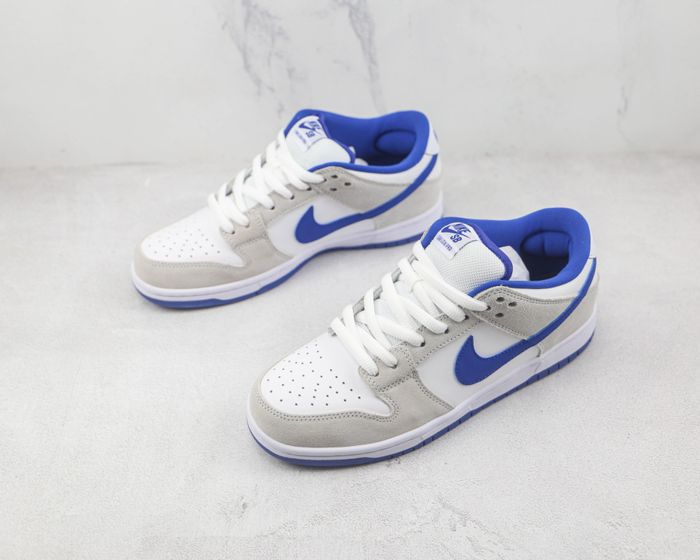 Dunk Low Pro SB 'Matte Silver Varsity Royal'