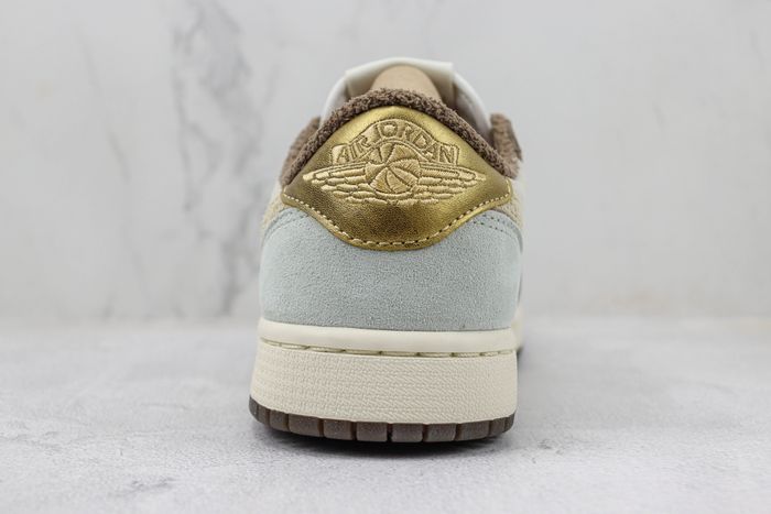 Jordan 1 Retro Low OG Year of the Rabbit