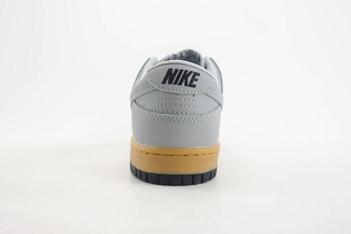 Nike Dunk Low Wolf Grey Gum