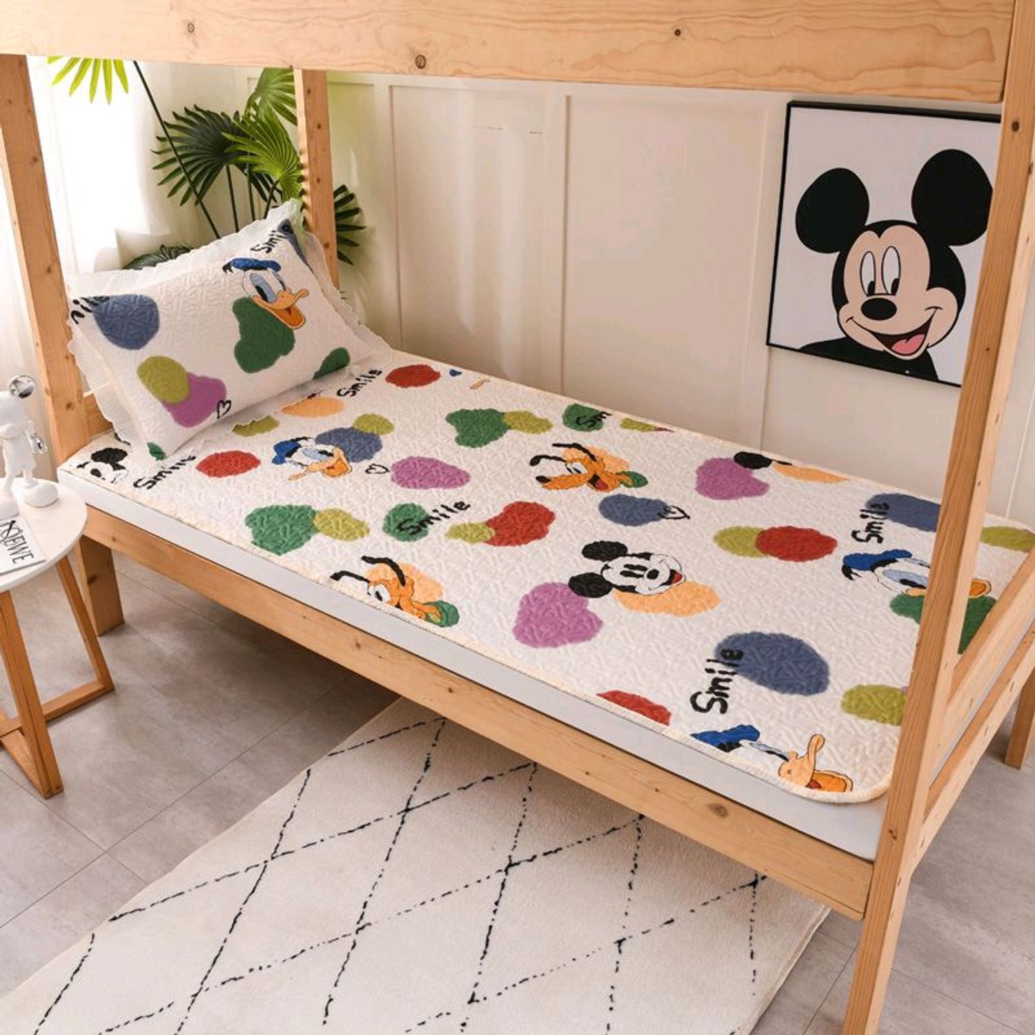 Хүүхдийн орны бүтээлэг