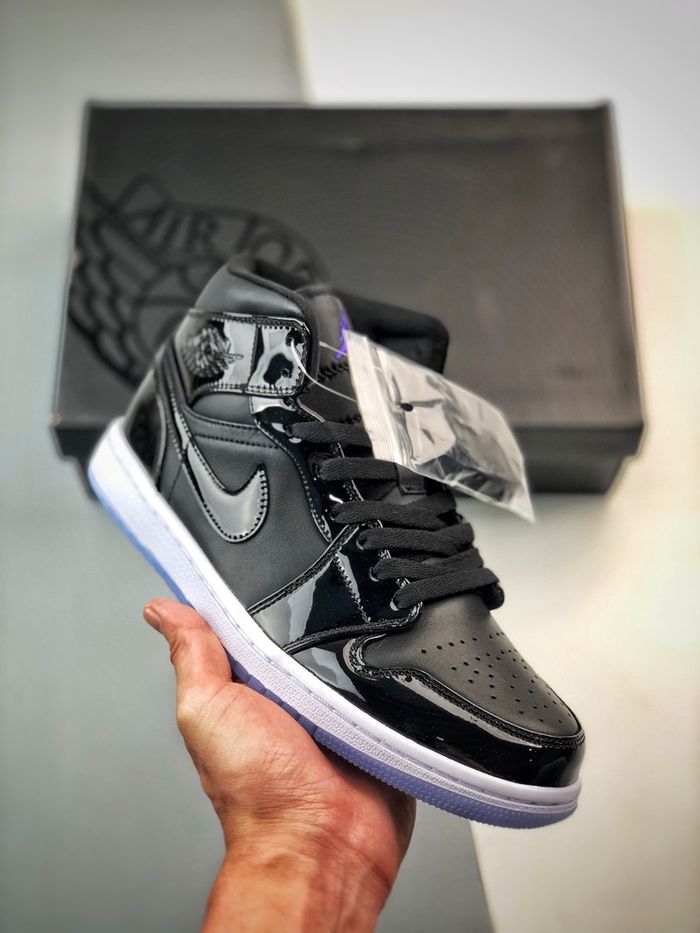 Air Jordan 1 Mid “Space Jam”