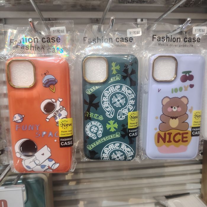 iPhone 11ProMax Зурагтай Бөмбөгөр Кэйс