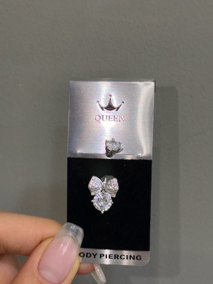 Хүйсний ээмэг