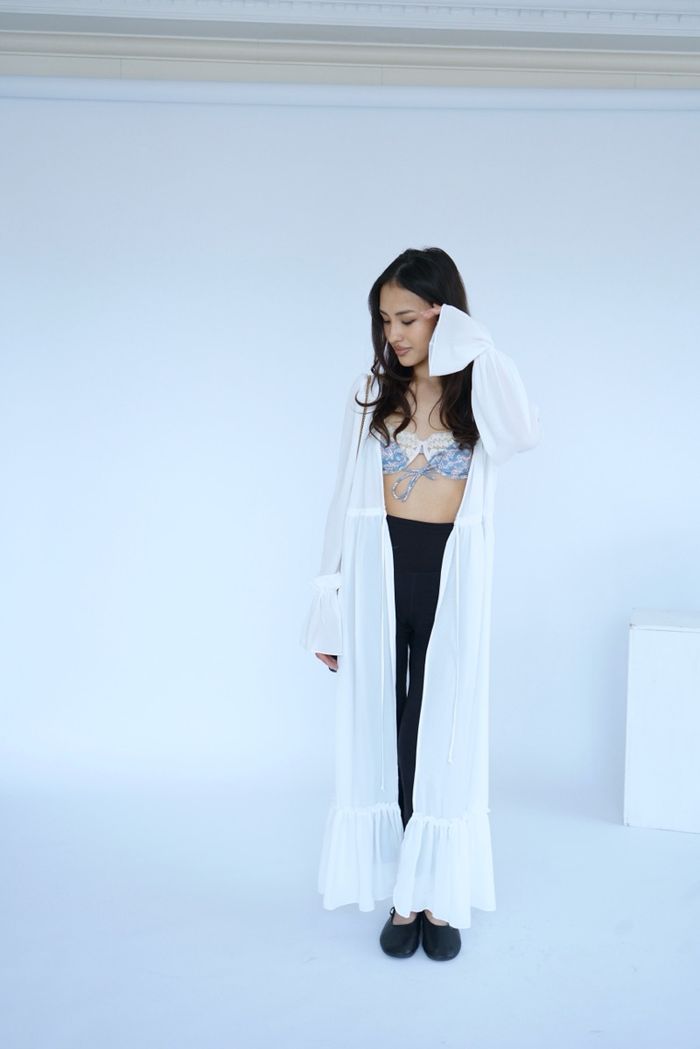 https://cdn.zochil.shop/4ce4eb95-2e96-4501-99ad-ee4d92e13e2d_t700.jpg