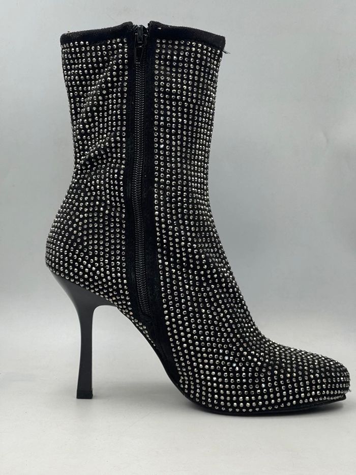 River island шигтгээтэй хар