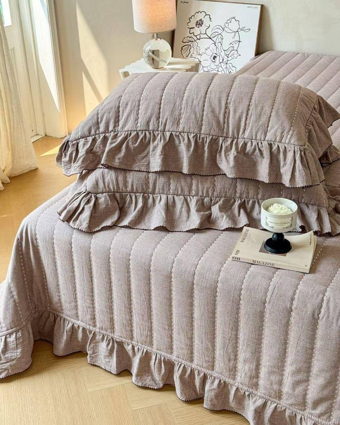 Маалинган цэвэр даавуун ширмэл орны бүтээлэг