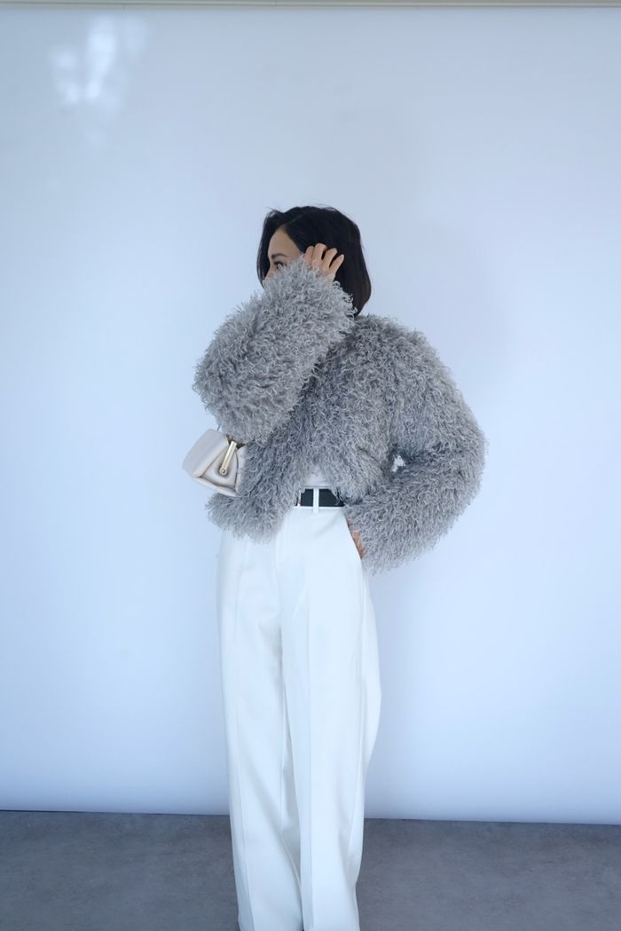 https://cdn.zochil.shop/4d28469e-3625-454b-a285-c4e9f1ff8ca3_t700.jpg