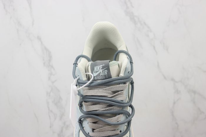 Nike Air Force 1 Low x Kaws 12