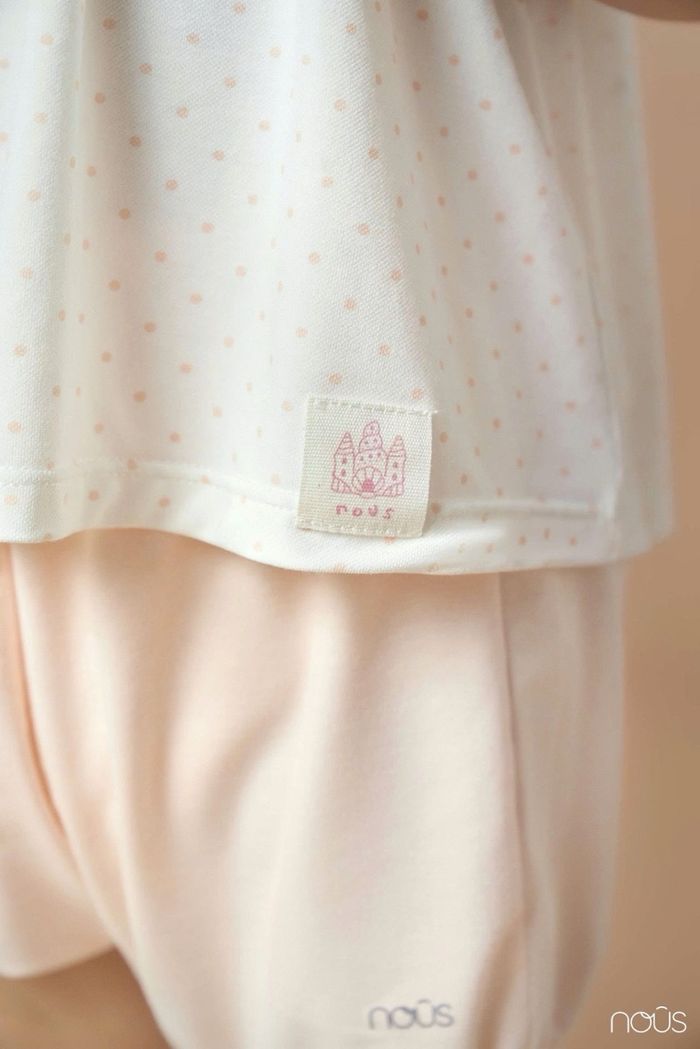 https://cdn.zochil.shop/4d7be0e1-ef48-40bd-aa57-0159e20daa65_t700.jpg