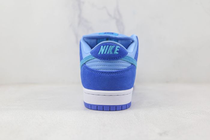  Nike SB Dunk Low Blue Raspberry