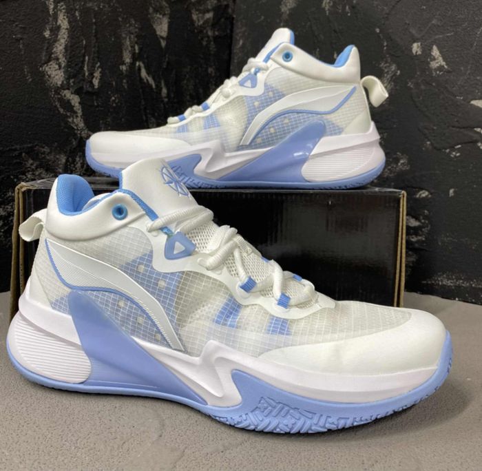 Li-Ning Superlight Speed 1