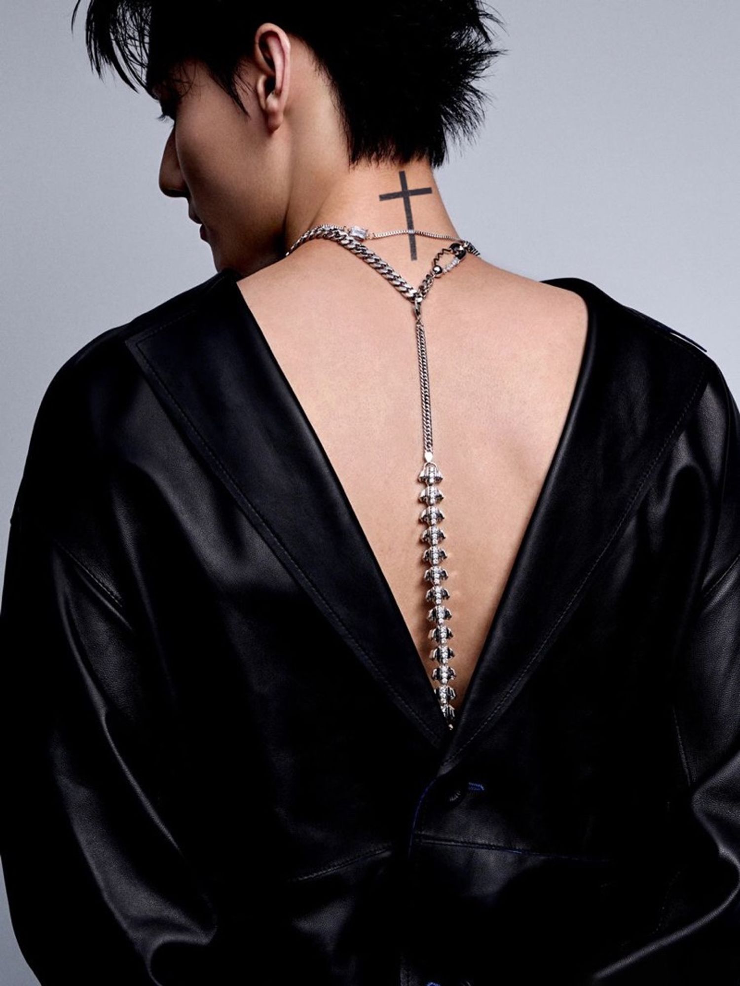 Жижиг Загалмай Усан шивээс