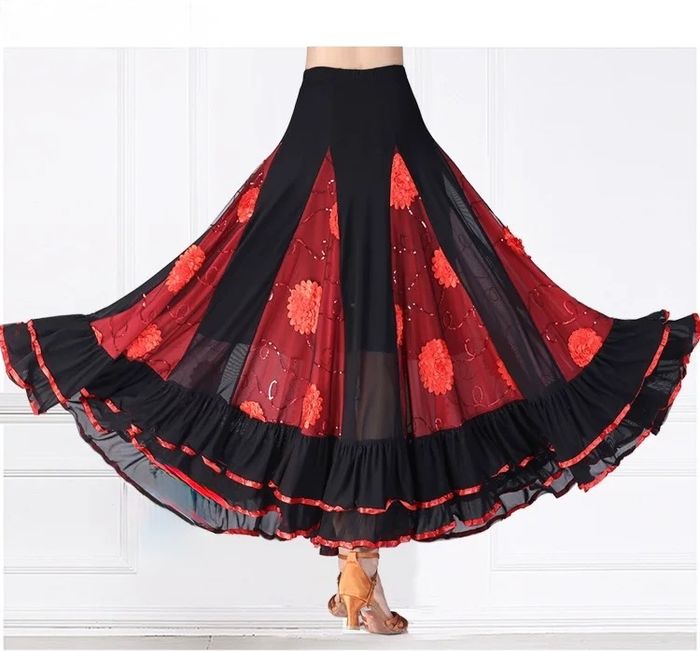 Бүжгийн юбка /цэцэгтэй урт хормойтой/