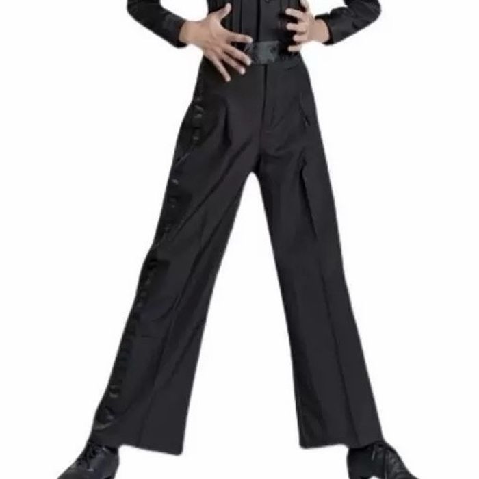 Эрэгтэй хүүхдийн өмд