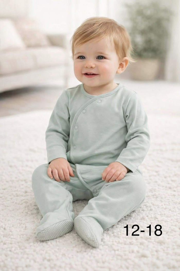 Бүтэн боди ташуу товчтой