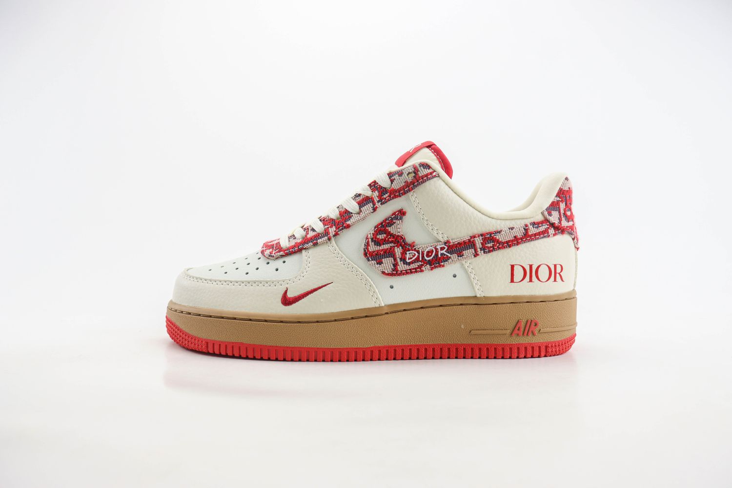 Nike Air Force 1 Low x Dior 11