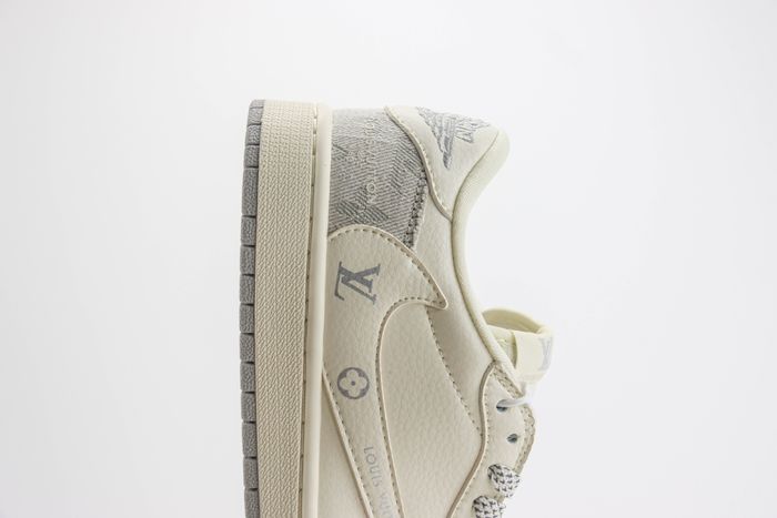 Travis Scott x Fragment Design x Air Jordan 1 Low OG SP LV Off 